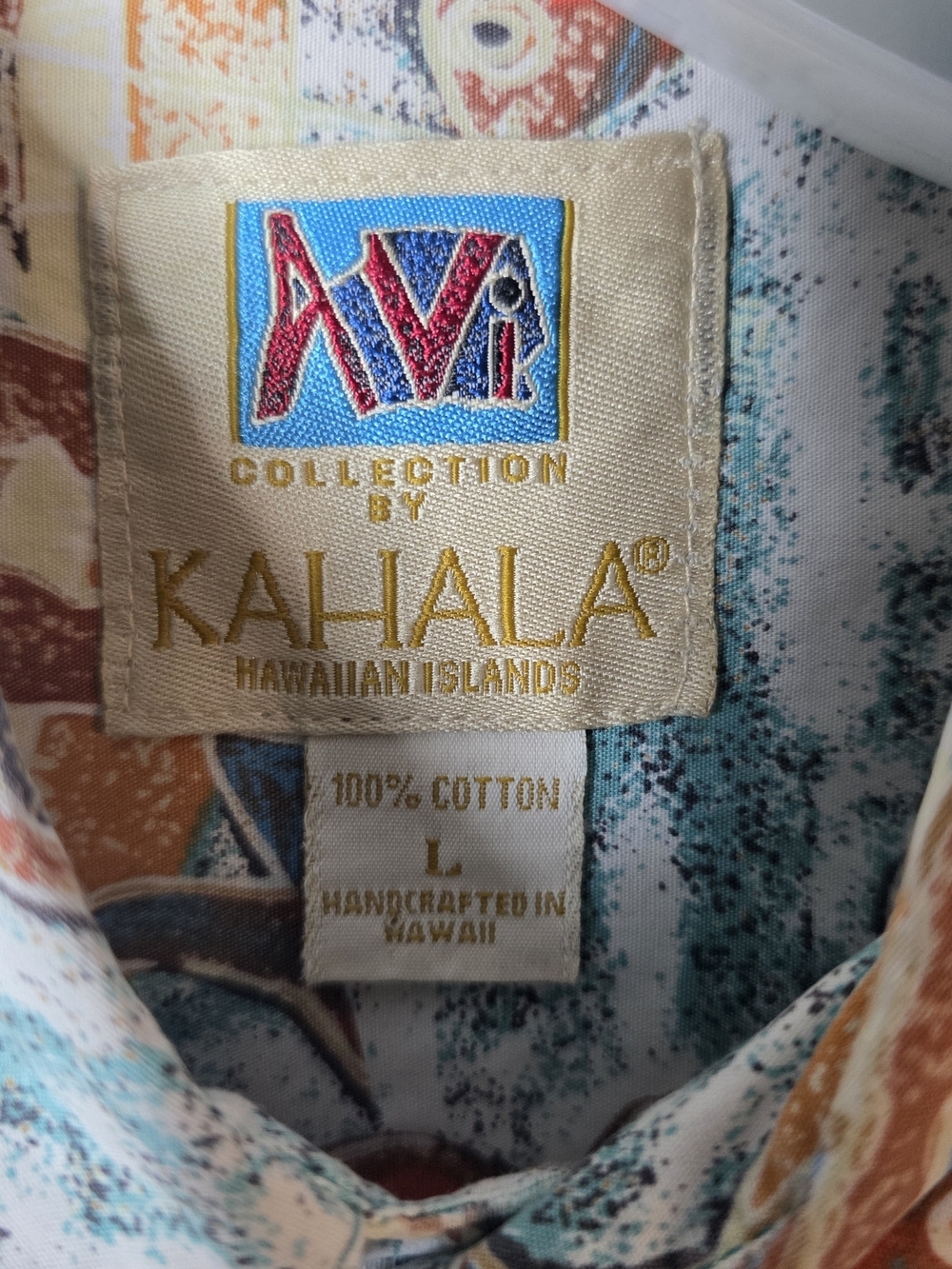 Vintage Kahala Hawaiin AOP Button-Up Shirt in Teal & Rust Fish Print Made In USA - Picture 4 of 8